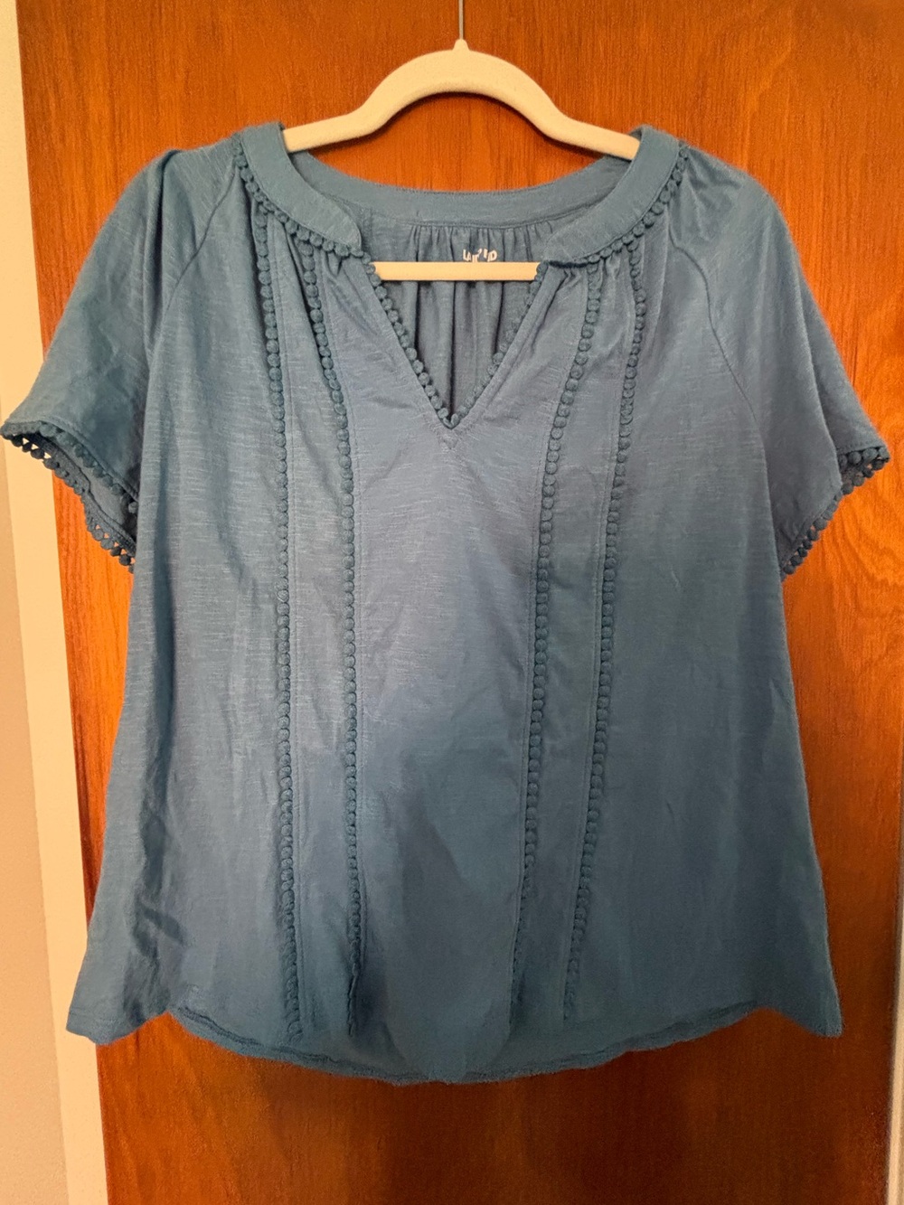 Lands End detailed blue blouse